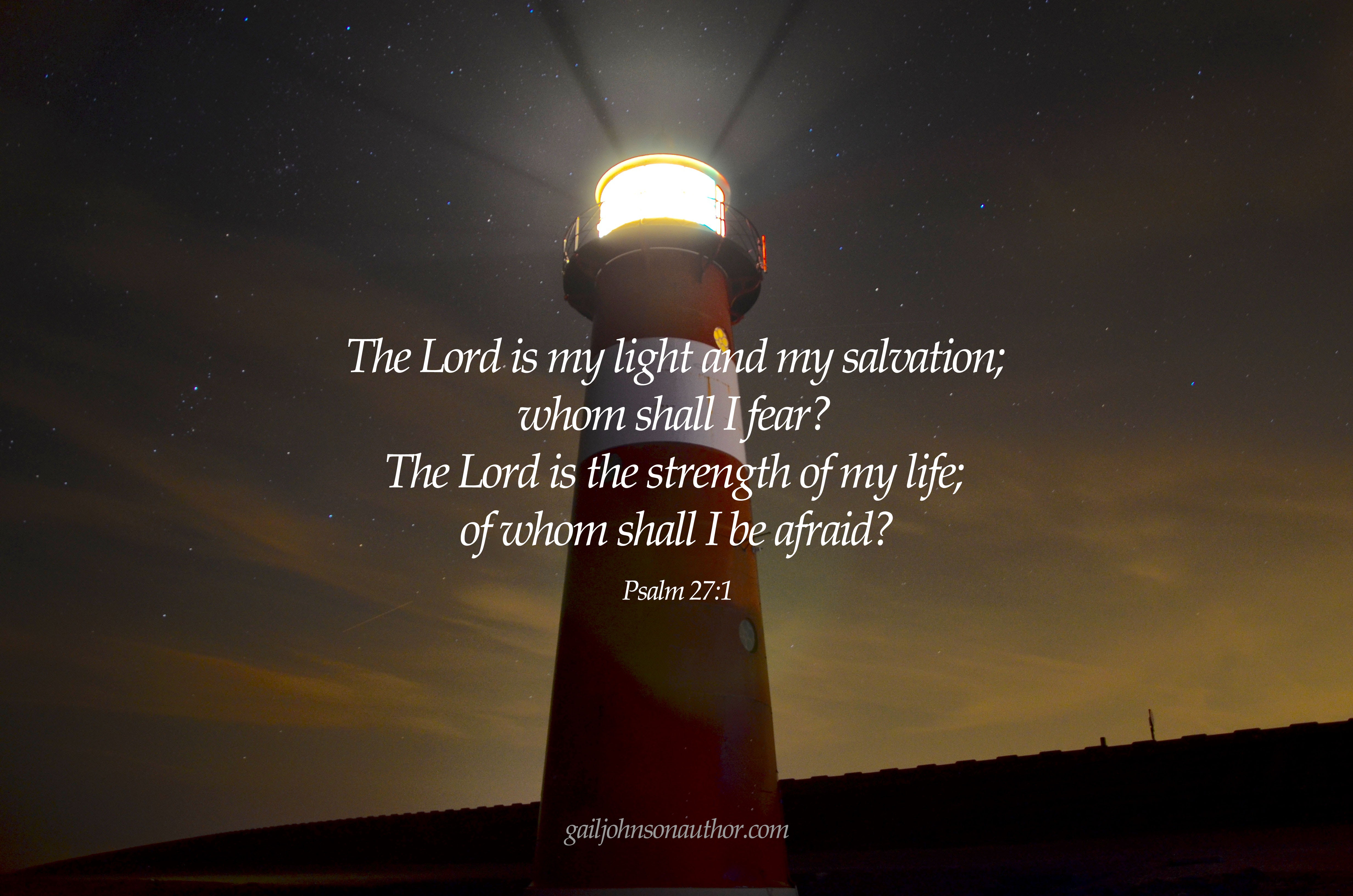 Lighthouse matthaeus unsplash